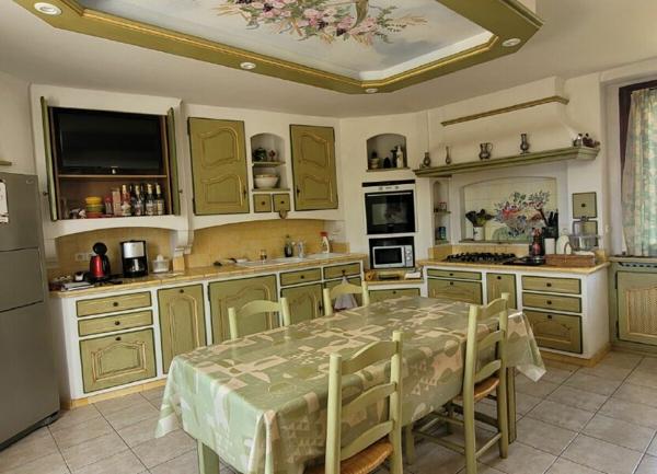 Maison à vendre    4 pièces •  Pont-Saint-Esprit