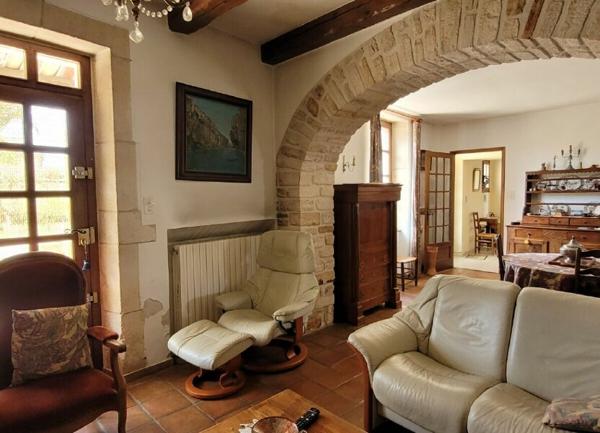 Maison à vendre    4 pièces •  Pont-Saint-Esprit