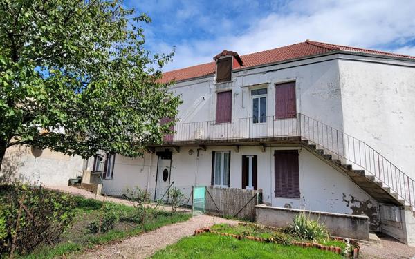 Appartement à louer    3 pièces •  Le Creusot