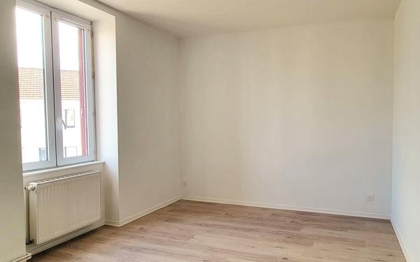 Appartement à louer    3 pièces •  Le Creusot