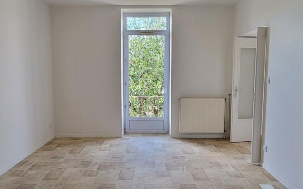 Appartement à louer    3 pièces •  Le Creusot