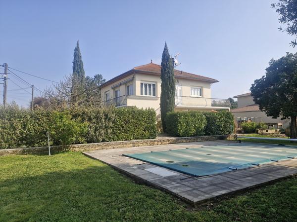 Maison 6 pièces - 200 m²