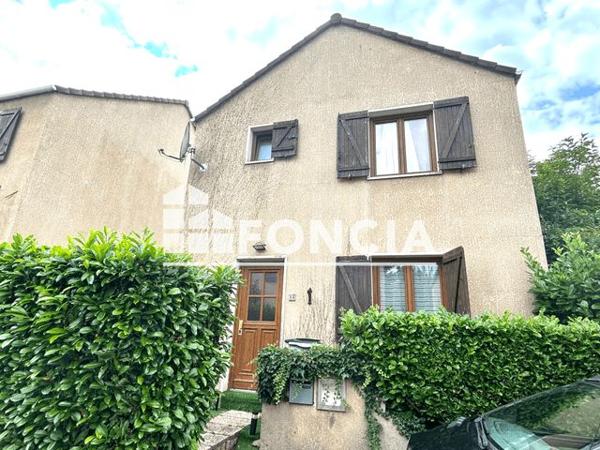 Location Maison 4 pièces 86.9 m² - 18 RUE DU BUISSON PRUNELLE Cergy 95800