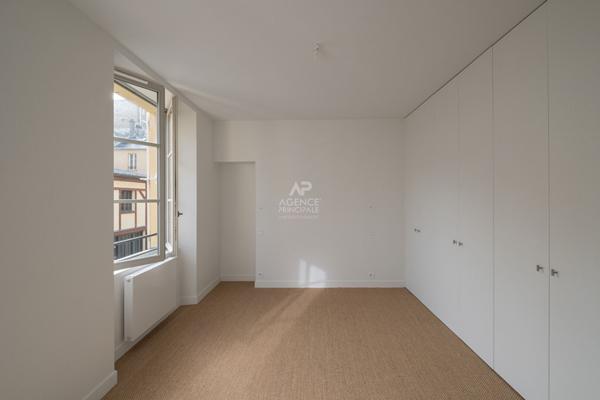 Versailles Notre Dame - Maison 3 pièces 79.90 m² au sol avec terrasse arborée de 25m² €760 000 ** - Référence 25722