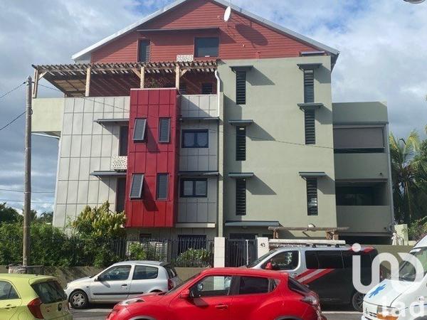 Appartement 3 pièces de 74 m² à Saint-Paul (97460)