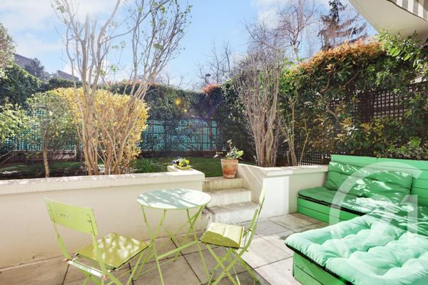 Appartement F4 à vendre  4 pièces - 117 m2 PARIS - 75015