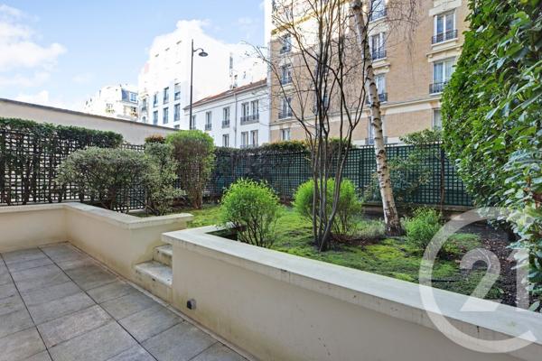 Appartement F4 à vendre  4 pièces - 117 m2 PARIS - 75015