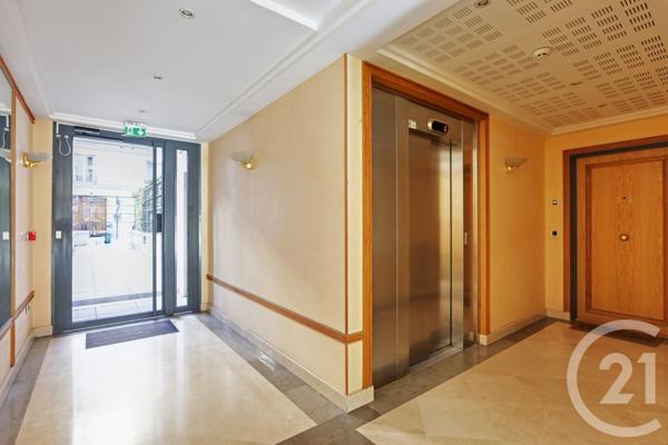 Appartement F4 à vendre  4 pièces - 117 m2 PARIS - 75015