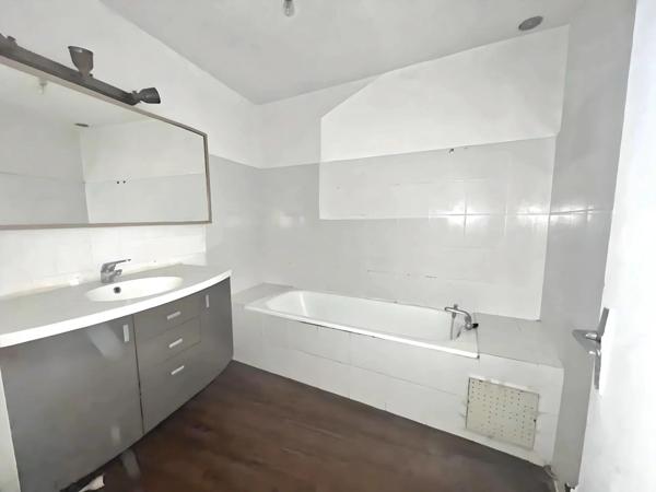 Vente Appartement 7 pièces 112 m2 à Sérignan