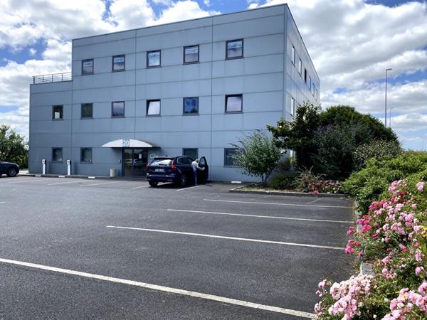 A LOUER- Très beaux bureaux NANTES OUEST -122 m2