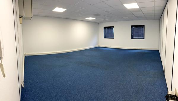 A LOUER- Très beaux bureaux NANTES OUEST -122 m2