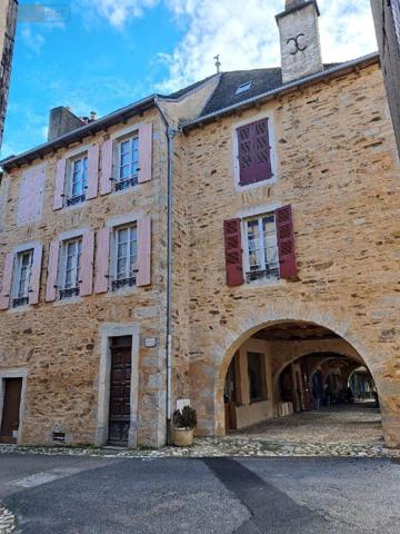 Immeuble à vendre à Sauveterre-de-Rouergue dans l'Aveyron (12800), ref : 1008720   
Aveyron