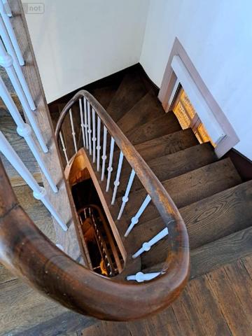 Immeuble à vendre à Sauveterre-de-Rouergue dans l'Aveyron (12800), ref : 1008720   
Aveyron