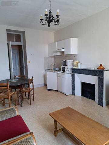 Immeuble à vendre à Sauveterre-de-Rouergue dans l'Aveyron (12800), ref : 1008720   
Aveyron