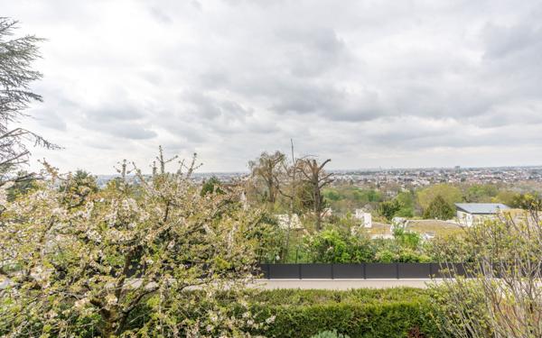 Maison à vendre    5 pièces •  Chennevières-sur-Marne