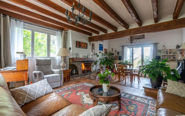 Maison à vendre    5 pièces •  Chennevières-sur-Marne