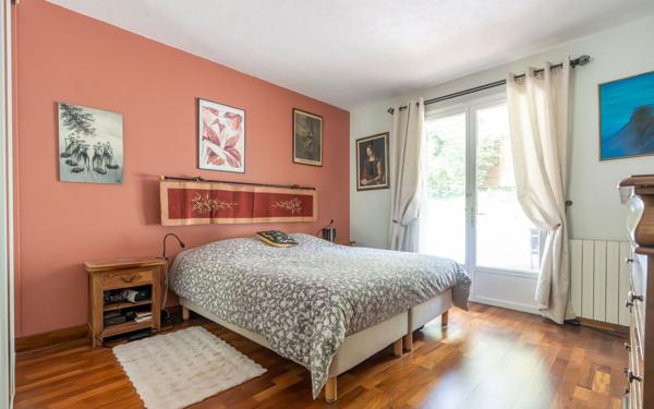 Maison à vendre    5 pièces •  Chennevières-sur-Marne