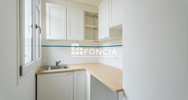 À vendre Studio 26.62 m² - Paris 75008
