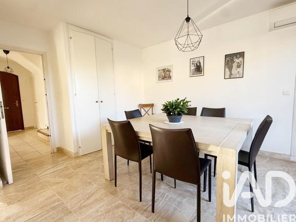 Maison à vendre 6 pièces 133 m² Carqueiranne
