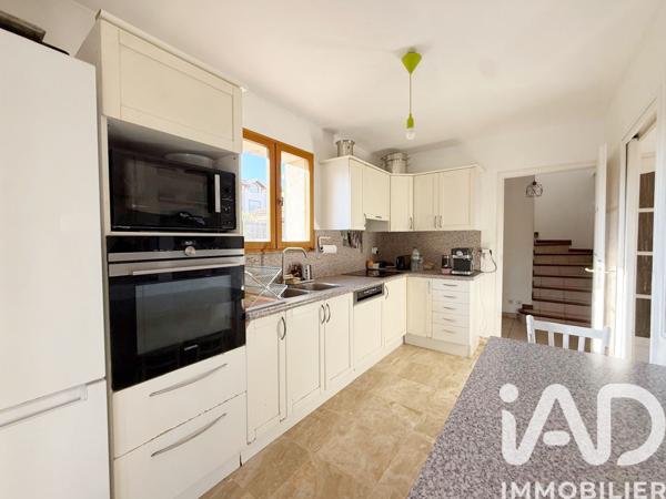 Maison à vendre 6 pièces 133 m² Carqueiranne
