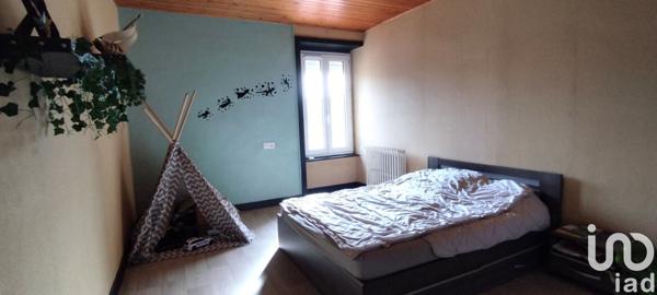 Maison 8 pièces de 273 m² à Pouzauges (85700)