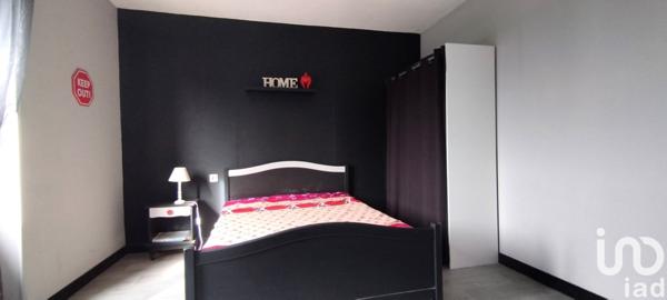 Maison 8 pièces de 273 m² à Pouzauges (85700)