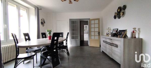 Maison 8 pièces de 273 m² à Pouzauges (85700)