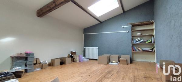 Maison 8 pièces de 273 m² à Pouzauges (85700)