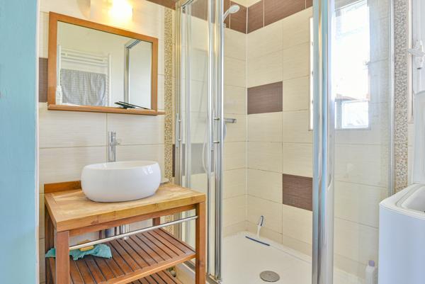 Appartement
         4 pièces
        - 87 m² Exclusivité 129 900 € *