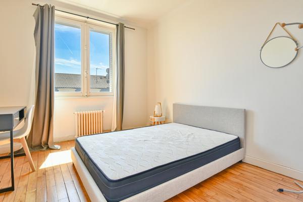 Appartement
         4 pièces
        - 87 m² Exclusivité 129 900 € *