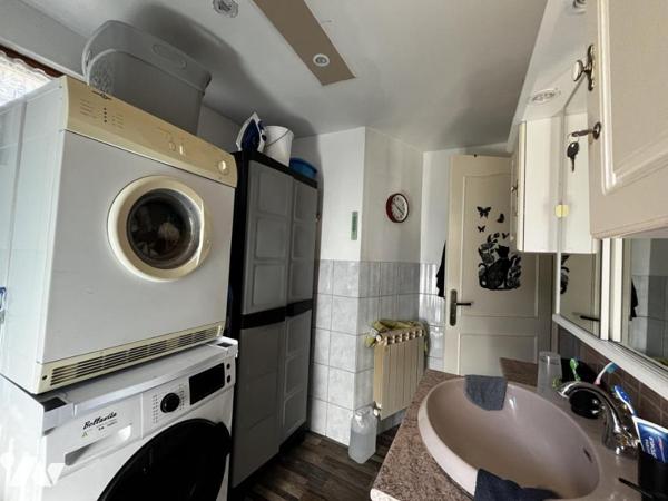 Pavillon à usage d'habitation édifié dans les années 2000