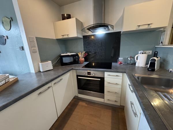 Auray (56400) APPARTEMENT MEUBLE 3 PIECES AVEC VUE RIVIERE