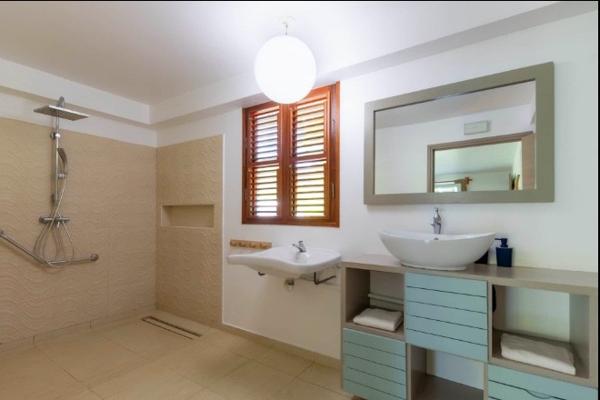 Maison à vendre  7 pièces - 327,42 m2 STE MARIE - 972