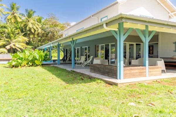 Maison à vendre  7 pièces - 327,42 m2 STE MARIE - 972