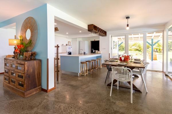 Maison à vendre  7 pièces - 327,42 m2 STE MARIE - 972