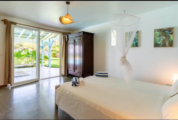 Maison à vendre  7 pièces - 327,42 m2 STE MARIE - 972