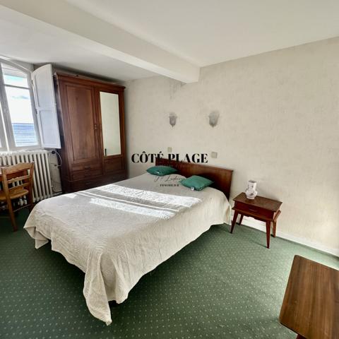 Royan (17200) ROYAN 1er LIGNE FACE OCÉAN VILLA BELLE ÉPOQUE AU PRIX DE 1 596 000 € HAI