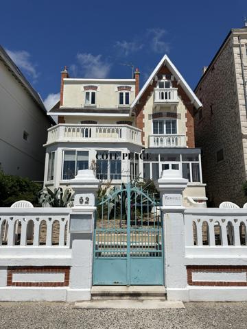 Royan (17200) ROYAN 1er LIGNE FACE OCÉAN VILLA BELLE ÉPOQUE AU PRIX DE 1 596 000 € HAI