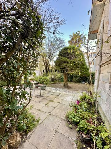 Royan (17200) ROYAN 1er LIGNE FACE OCÉAN VILLA BELLE ÉPOQUE AU PRIX DE 1 596 000 € HAI