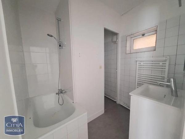 Appartement à louer 1 pièce 30.07m² Limoges (87000)