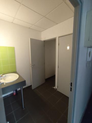Gémenos ? Bureau de 51 m² à louer, emplacement stratégique pour entreprise