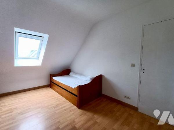 NOUVEAUTE TRENTE CINQ NOTAIRES - dans le quartier recherché du Bois de Carcé qui offre une prox...