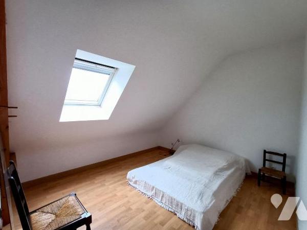 NOUVEAUTE TRENTE CINQ NOTAIRES - dans le quartier recherché du Bois de Carcé qui offre une prox...