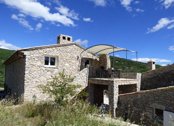 Magnifique propriété de 20 hectares dans la campagne provençale