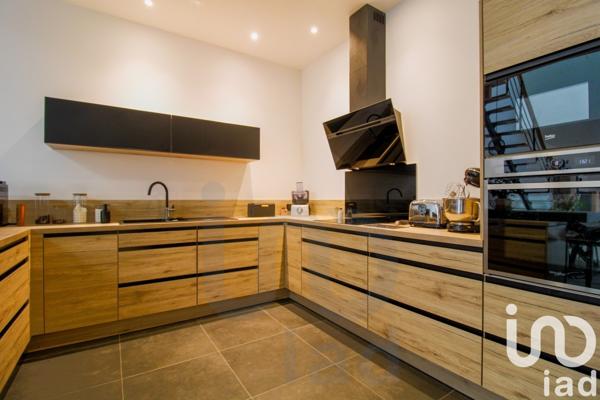 House for sale 8 rooms 225 m² Flins-sur-Seine