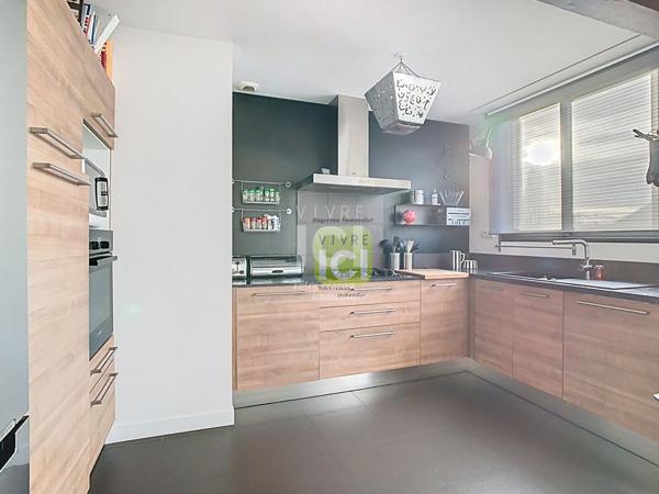 Maison Saint Leger Sous Cholet 7 pièce(s) 176 m2