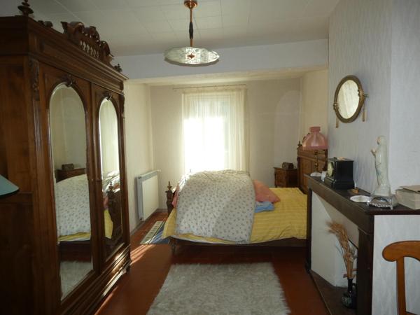 Grande maison de village T7 de 160m² avec cour intérieure de 20m²