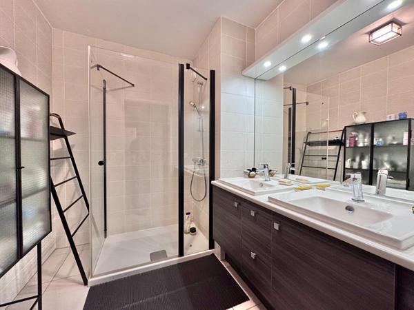 Magnifique 3p 70m2 avec terrasse 5m2 - Vanves