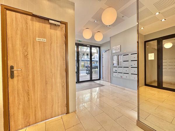 Magnifique 3p 70m2 avec terrasse 5m2 - Vanves