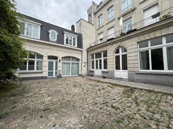 Location Bureaux 2150 € à Lille